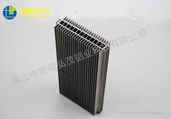 水冷電子散熱器鋁型材-1