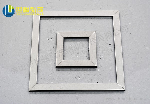 超薄廣告燈箱畫(huà)框鋁型材-5 超薄廣告燈箱畫(huà)框鋁型材-5