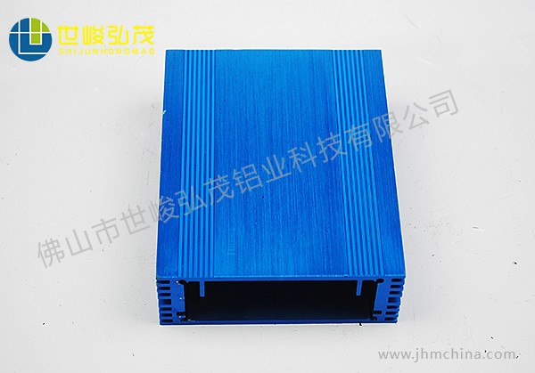 拉絲氧化移動(dòng)電源鋁型材外殼