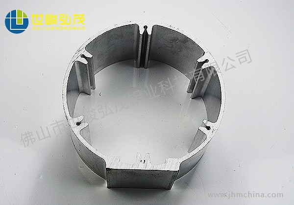 3000T機大圓管鋁合金鋁型材-1 3000T機大圓管鋁合金鋁型材-1