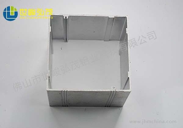 2500T機(jī)大方管鋁合金鋁型材-2 2500T機(jī)大方管鋁合金鋁型材-2