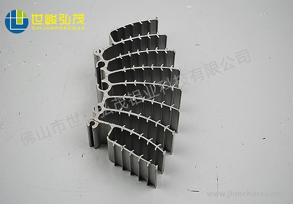 特殊電子散熱器鋁型材-2