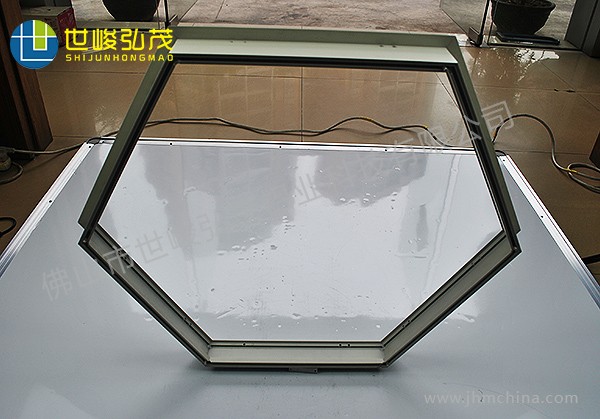 地鐵高鐵站機(jī)場(chǎng)led面板燈鋁合金型材-1 地鐵高鐵站機(jī)場(chǎng)led面板燈鋁合金型材-1