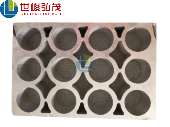 特殊水冷散熱器鋁型材